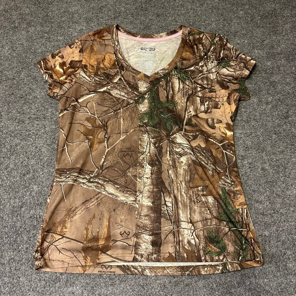 Realtree T-Shirt Womens Size L Brown Camouflage V-Neck Short Sleeve Outdoor Top